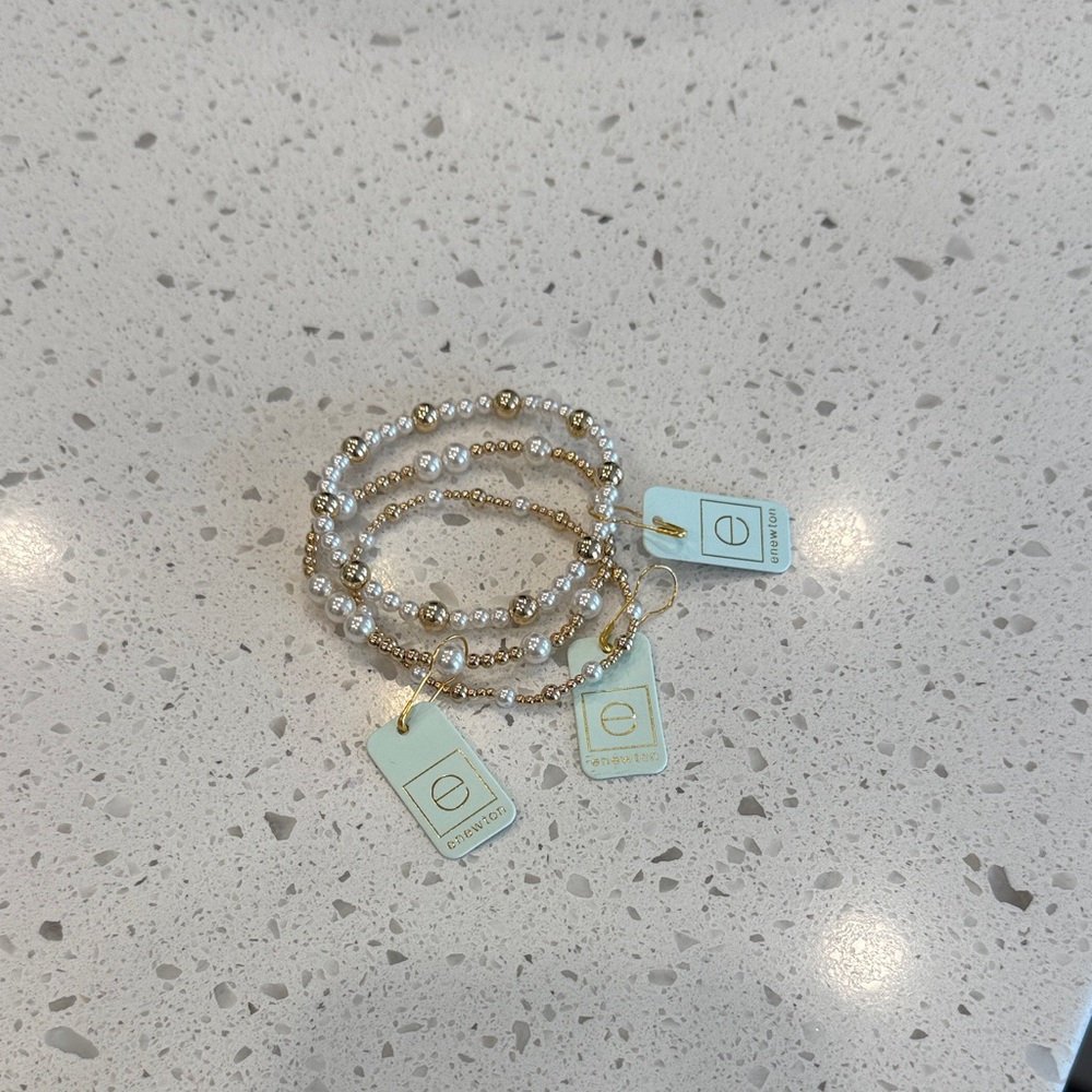 eNewton bracelet bundle